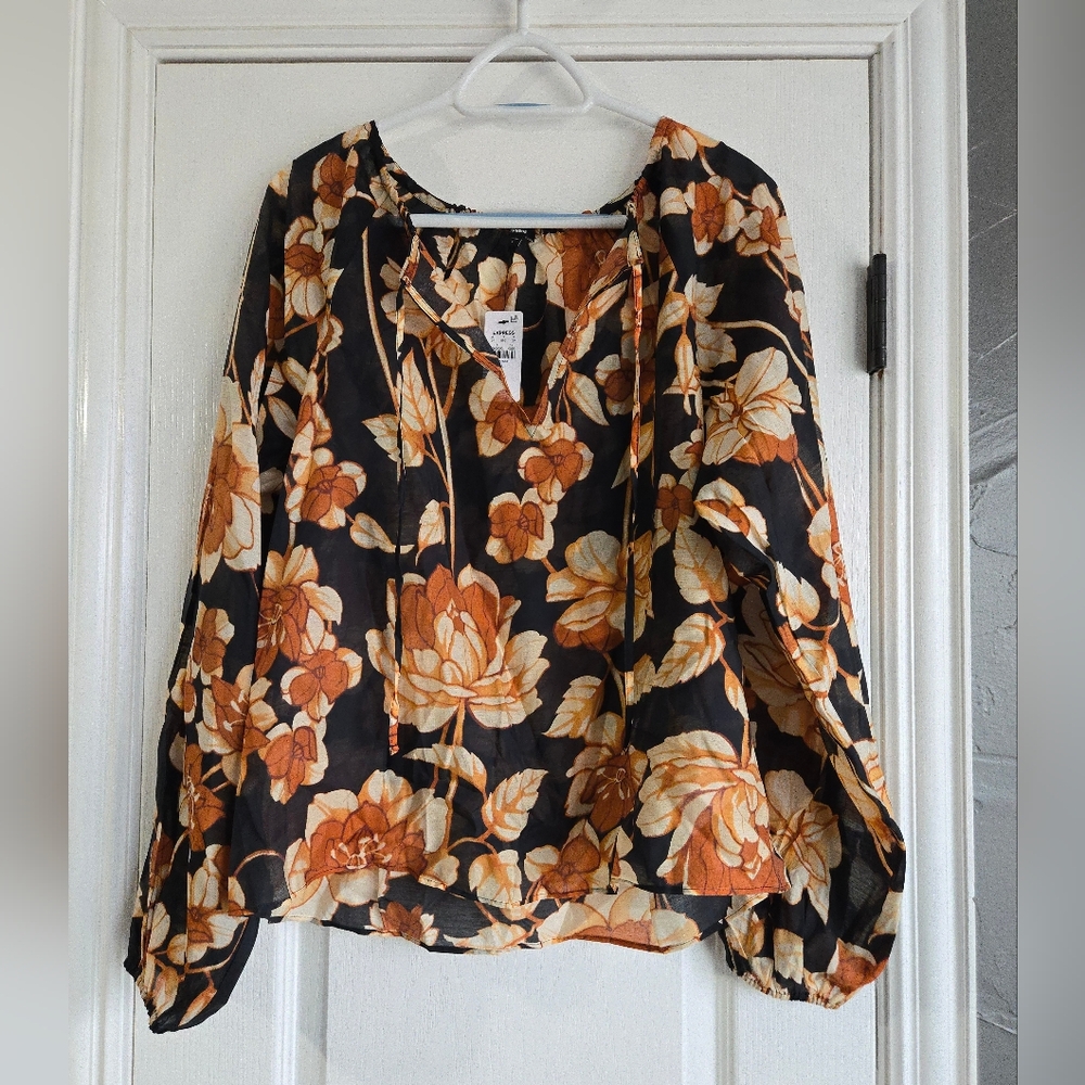 NWT Express Floral Peasant Blouse in Black and Cream and Burnt Orange Size L